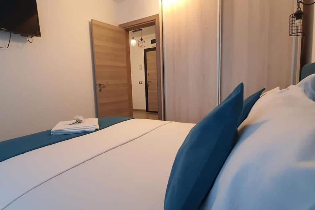 Alezzy Beach Apartament Prima Linie La Mare Нэводари Экстерьер фото